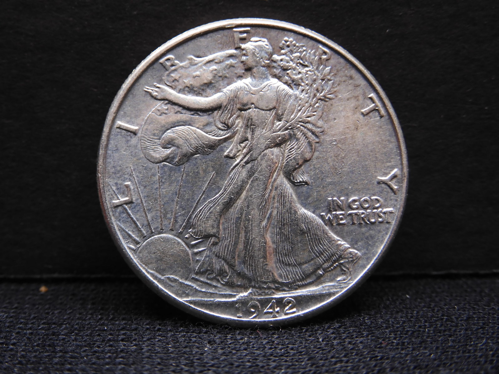 1942 Walking Liberty Half Dollar. WWII Era, UNC. LUSTROUS: 1942 Walking Liberty Half Dollar. WWII Era, UNC. LUSTROUS