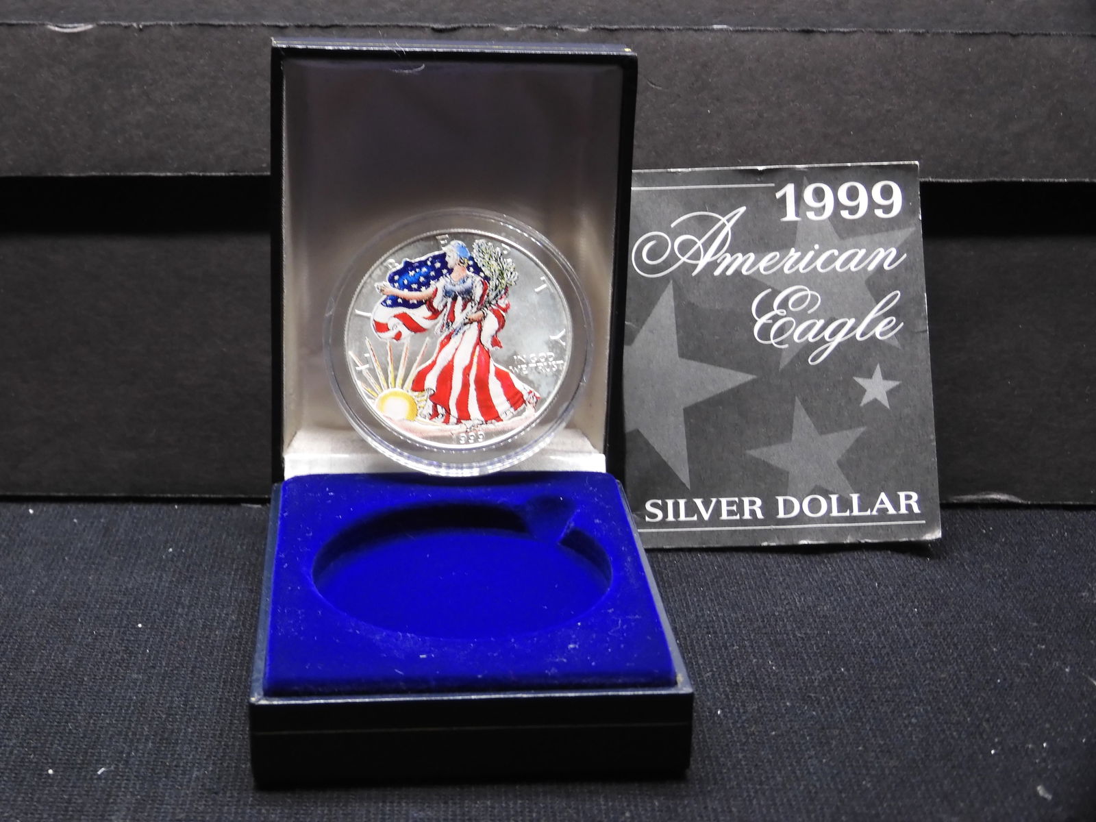 1999 Colorized American Silver Eagle $1. One Troy Ounce .999 Fine Silver (1 of 4)