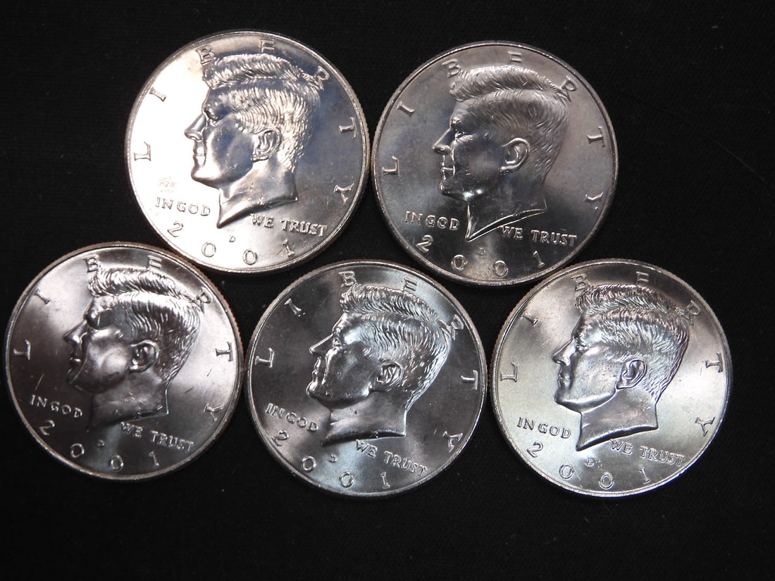 5 2001-D Clad Kennedy Half Dollars Uncirculated From Canvas Mint Bag (1 of 2)