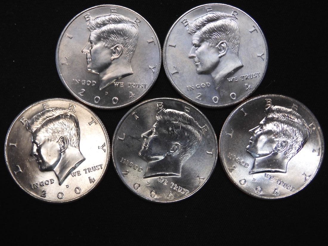 5 2004-D Clad Kennedy Half Dollars Uncirculated From Canvas Mint Bag (1 of 2)
