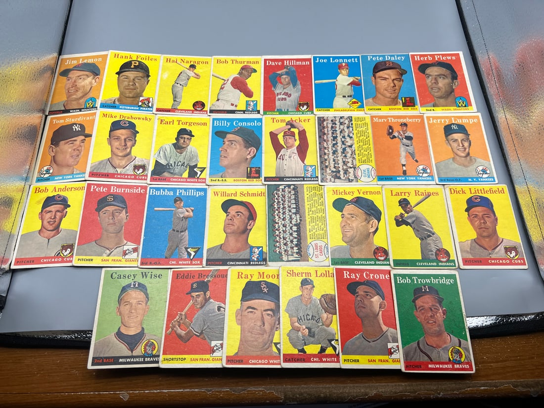 Lot of (30) 1958 Topps Baseball Cards - Varying Conditions (1 of 5)