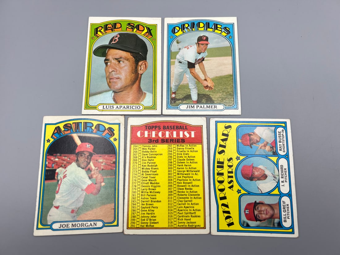 Lot of (5) 1972 Topps Baseball Star Player Cards - Varying Conditions - Jim Palmer, Luis Aparicio, (1 of 2)