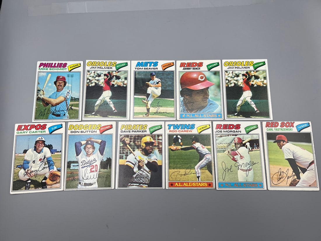 Lot of (11) 1977 Topps Baseball Star Player Cards - Varying Conditions - Mike Schmidt, Johnny Bench, (1 of 2)