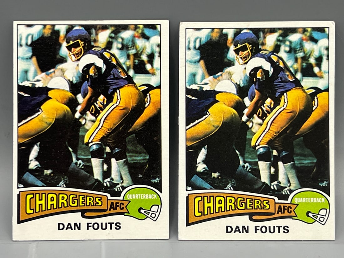 Lot of (2) 1975 Topps Dan Fouts RC's #367 (1 of 2)