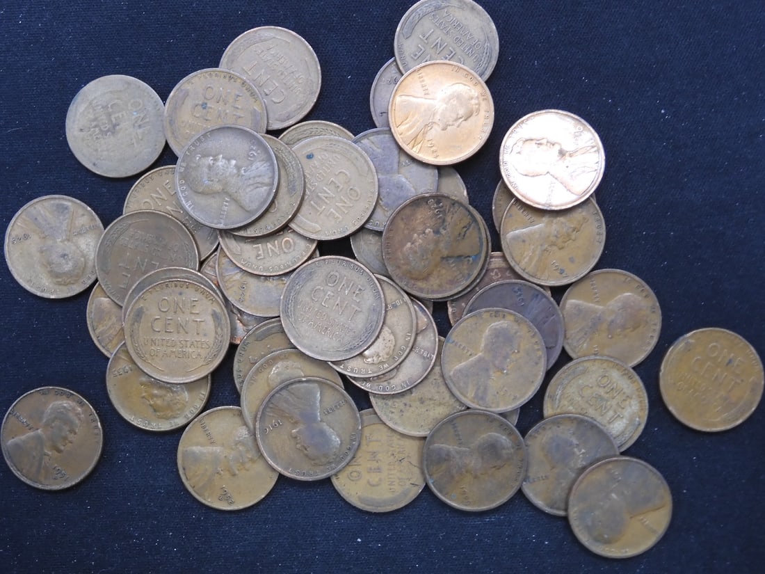 Tube of 49 Lincoln Wheat Cents- 1909-1958 Including 1909 VDB, Many Duplicates (1 of 6)