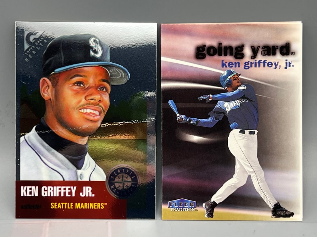 Lot of (2) Ken Griffey Jr. Baseball Cards: Lot of (2) Ken Griffey Jr. Baseball Cards