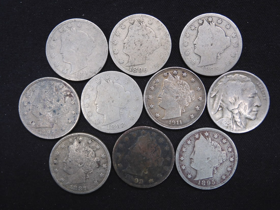 9 Liberty Head V Nickels, Better Mix. Includes Several Better Dates 1887 and 1911 FULL LIBERTY + 1 (1 of 2)