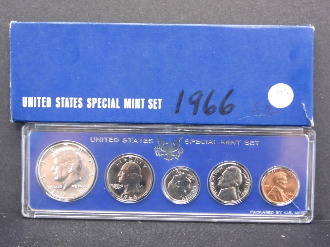1966 S US Mint Special Mint Set. 40% Silver Kennedy Half Dollar (1 of 3)