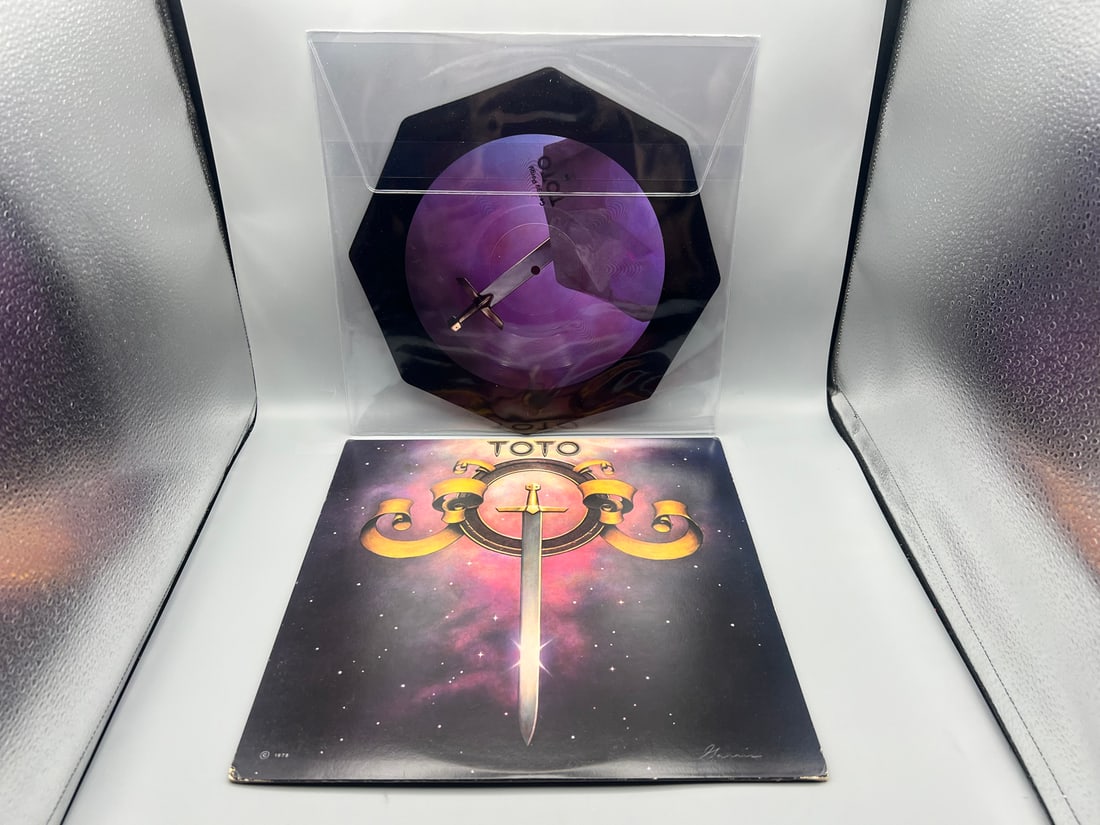 Toto (2 LP Lot): PICTURE DISC LP: Georgy Porgy (1979), !2 inch octogon shape, in polyvinyl/clear (1 of 7)