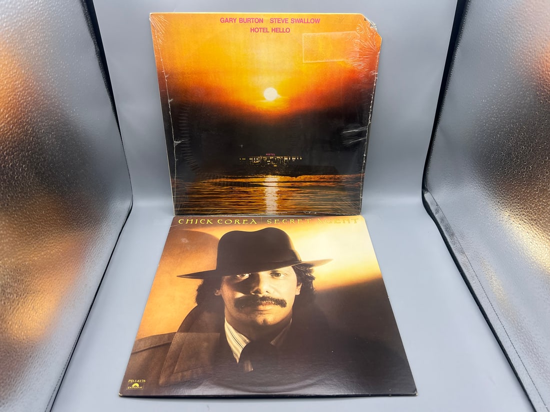 Two (2) jazz LP Lot: One (1) SEALED - Gary Burton/Steve Swallow: Hotel Hello (1975), promo clipped (1 of 7)