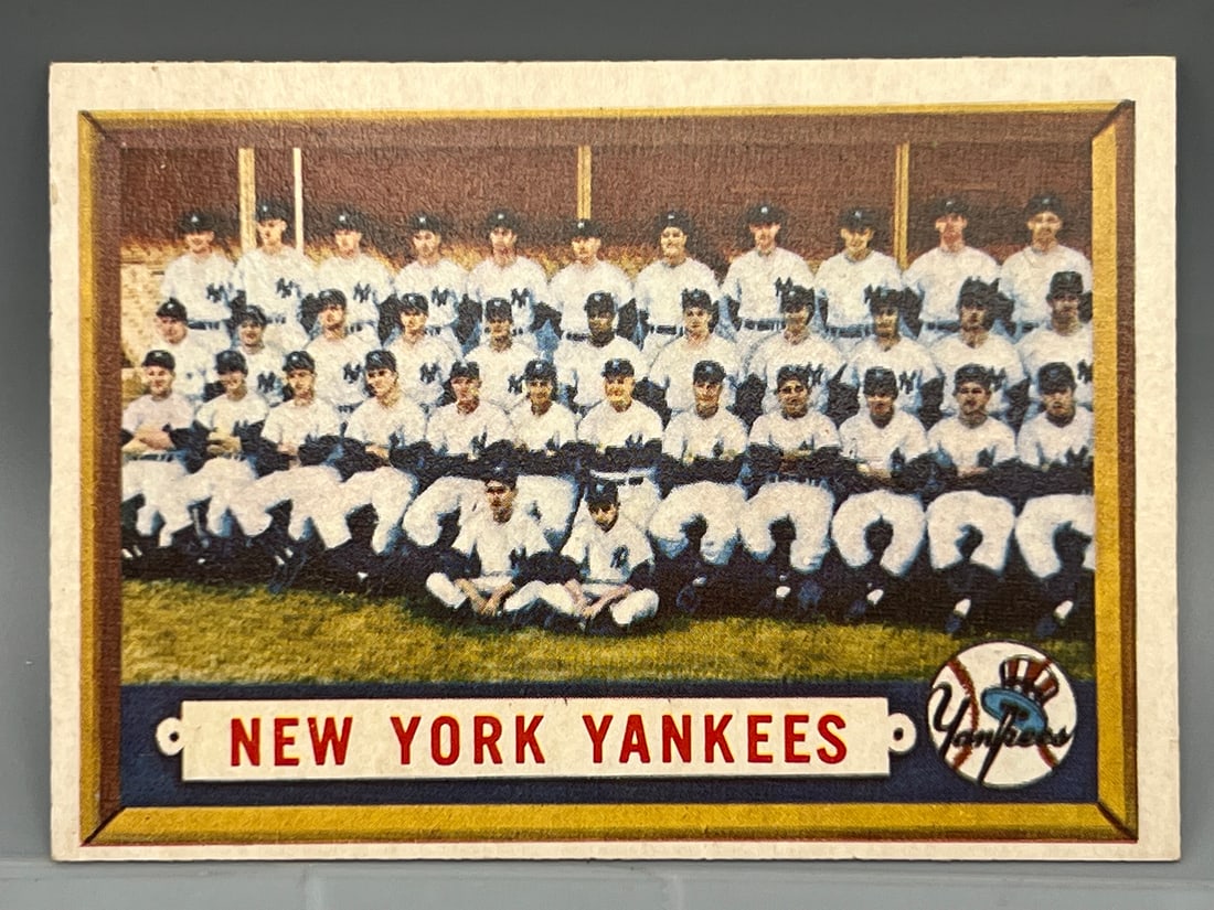 1957 Topps New York Yankees Team Card #97 (1 of 2)