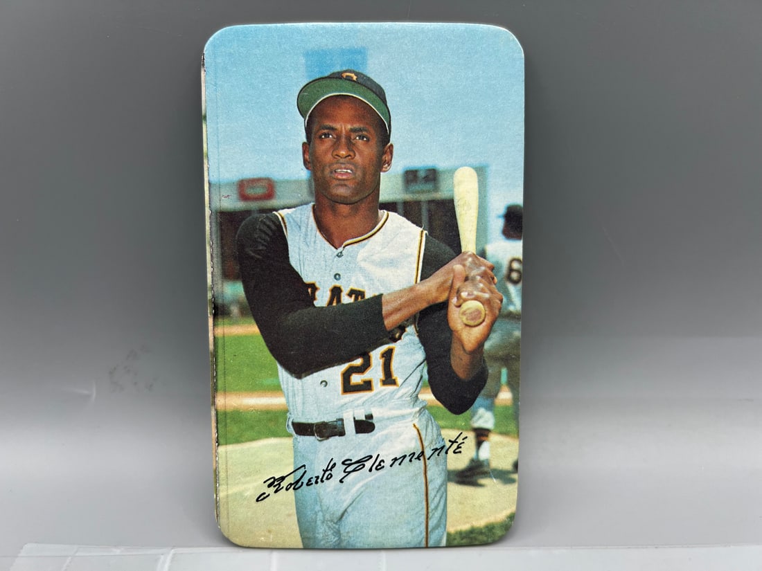 1970 Topps Super #12 Roberto Clemente (1 of 2)
