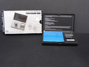 Professional Mini Scale. 0.01g-500g. NEW in Box