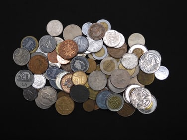 1 Pound World Coins (Many Proof/Unc-About 100 Coins) Unsearched!