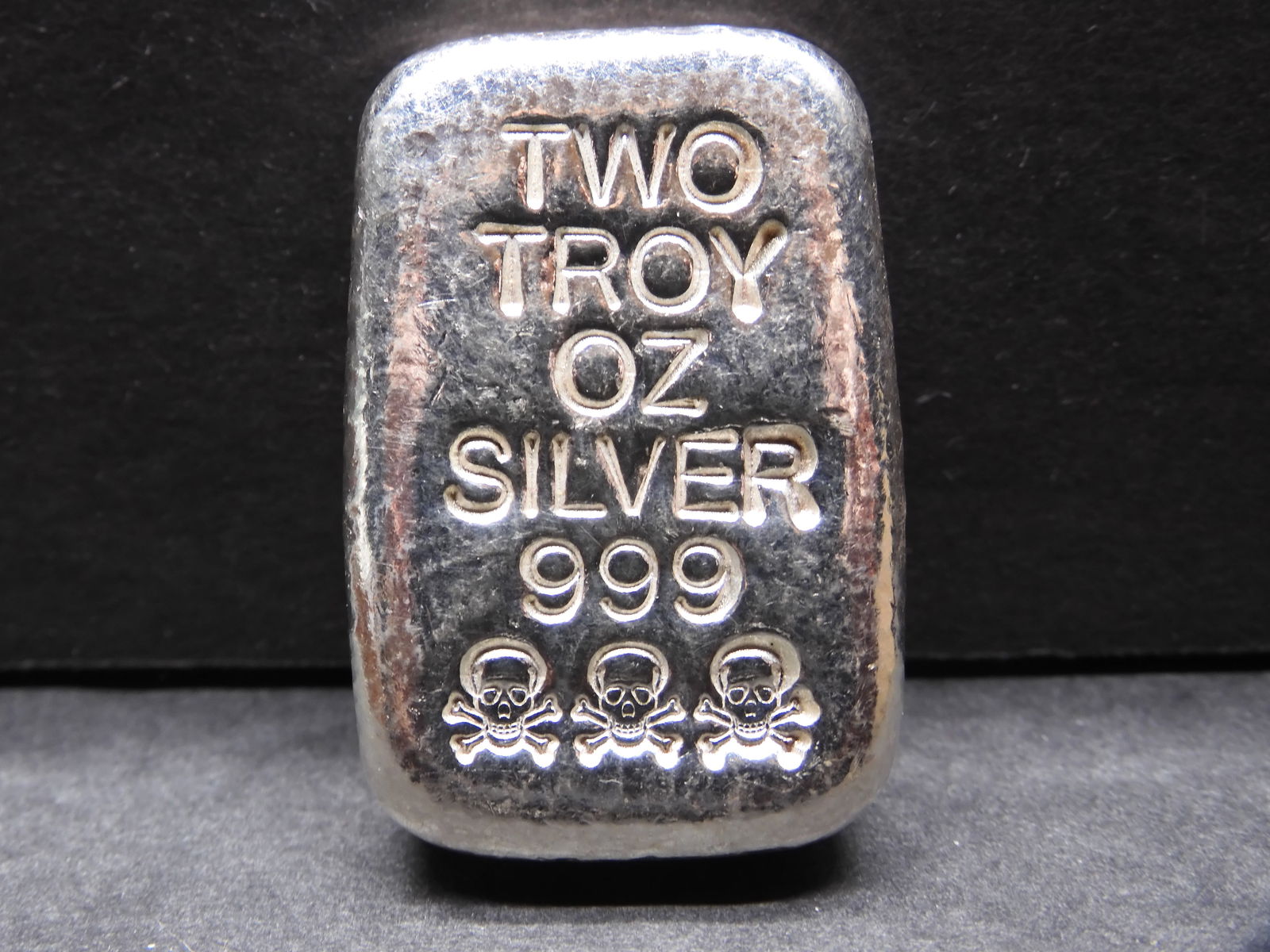 2 Troy OZ .999 Silver Bar (1 of 3)