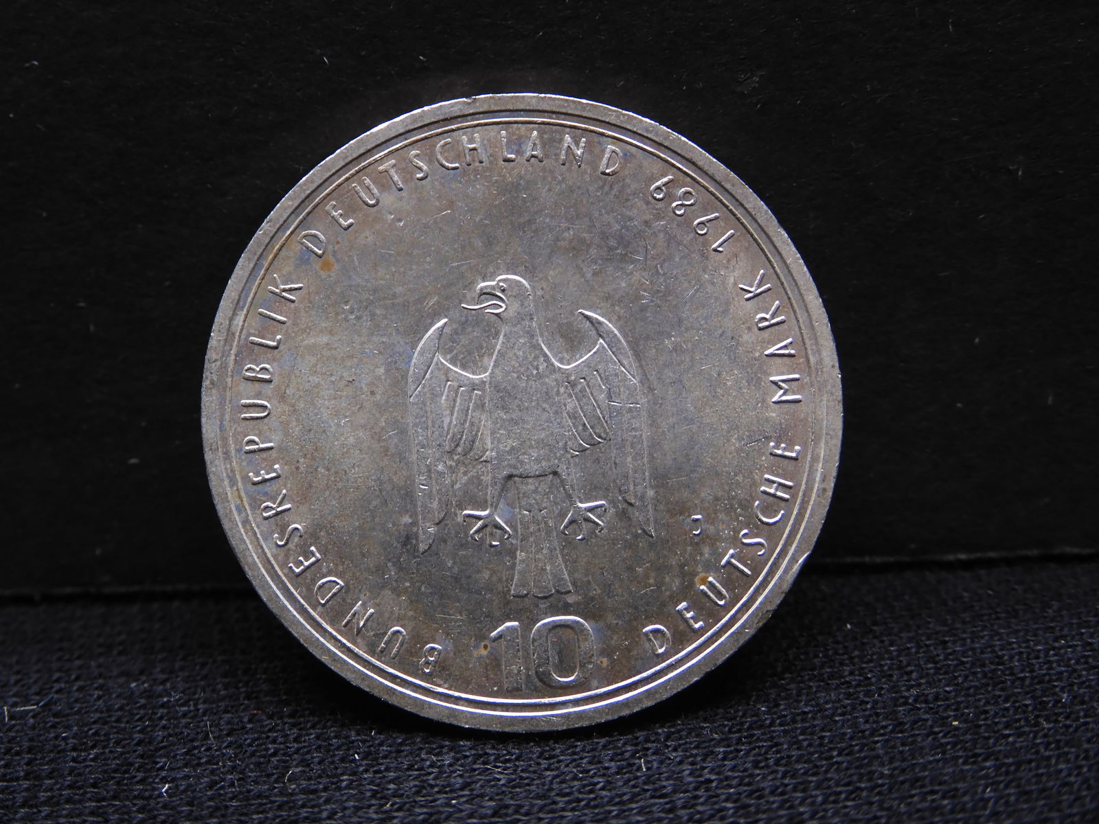 1989-J Germany 10 Deutsche Mark- 62.5% Silver- Commemorative Issue, 800 Years Port of Hamburg (1 of 2)