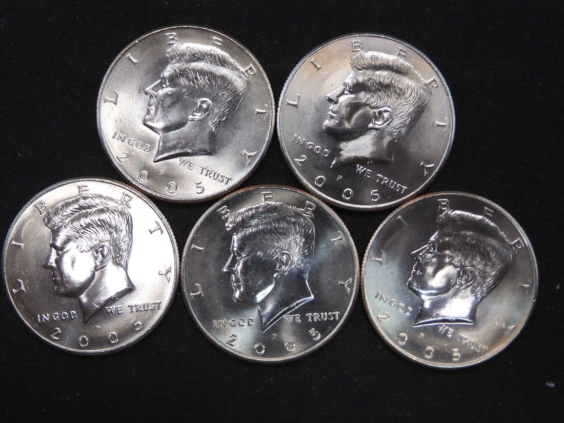 5 2005-P Clad Kennedy Half Dollars Uncirculated From Canvas Mint Bag (1 of 2)
