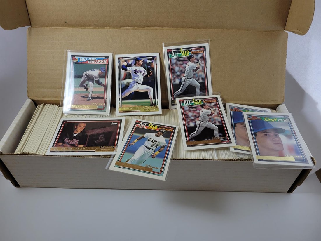 800ct Box of 1992 Topps Gold Winner Cards (1 of 1)