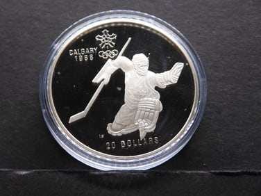 34.07gram STERLING SILVER Canadian Olympic Winter Games XV - Hockey Commem Coin