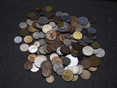 1 Pound Mixed Foreign Coins- Many Different Years & Countries