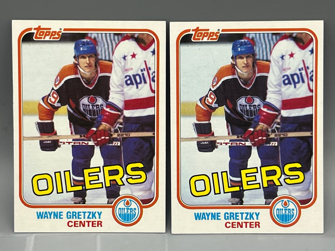 Lot of (2) 1981-82 Topps Wayne Gretzky #16 (1 of 2)