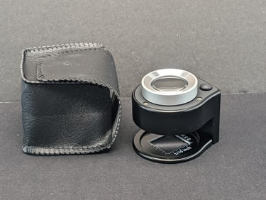 30x LED Tabletop Coin/Jewelry Magnifier. NEW