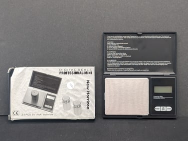 Brand New Pocket Scale. LED Display 0.01g-1.1LB