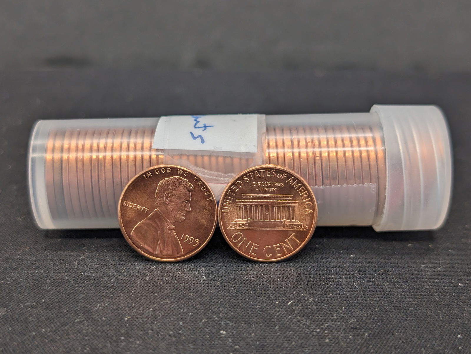 50 1995-P Red BU Lincoln Memorial Cents (1 of 2)