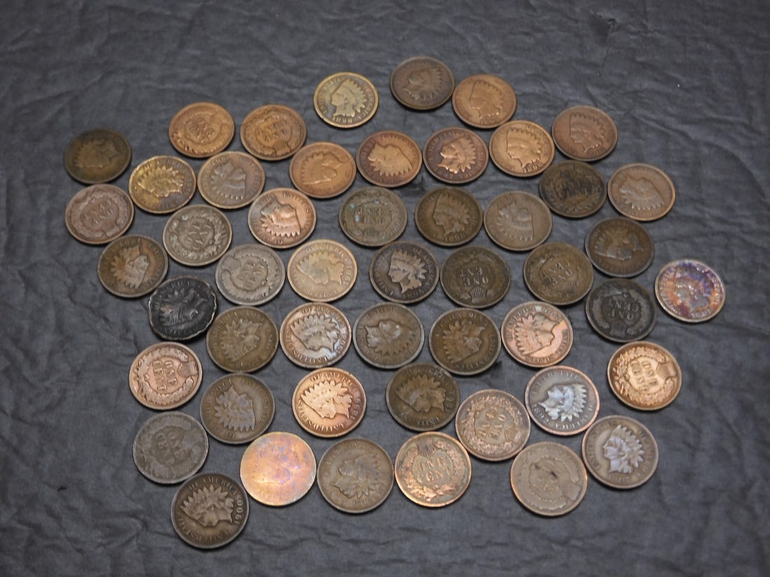 Roll Of 50 Mixed Date United States Indian Head Cents. (1 of 5)