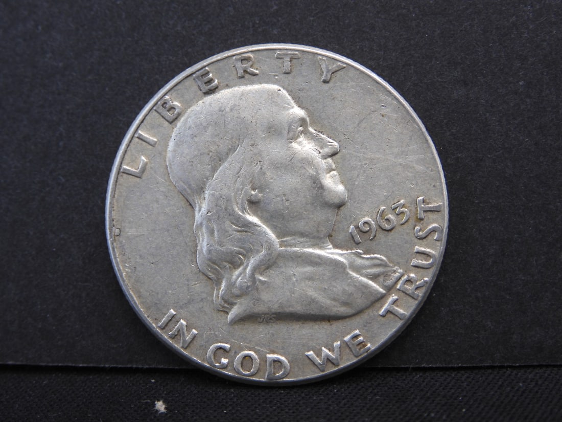 1963 P (AU) Franklin Half Dollar (1 of 2)
