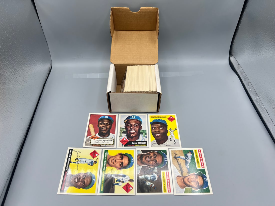 Topps Archives Brooklyn Dodgers Reprint Lot - Jackie Robinson, Sandy Koufax, Duke Snider, Gil (1 of 4)