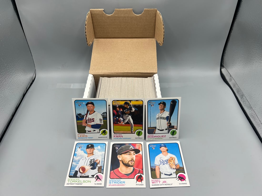 2022 Topps Heritage High Number Baseball Complete Set 501-700 - Julio Rodriguez, Bobby Witt Rookies (1 of 3)