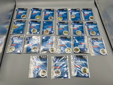 Lot of (21) 2005 NBA Hardwood Heroes Basketball Collectible Medallions W/ Many Stars