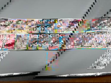 Lot of 21 - Tom Seaver - HOF - Varying Conditions