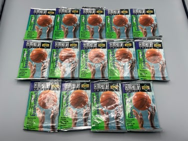 Lot of (14) 1995-96 Upper Deck Collector's Choice French Series 2 Basketball Unopened Wax Packs -