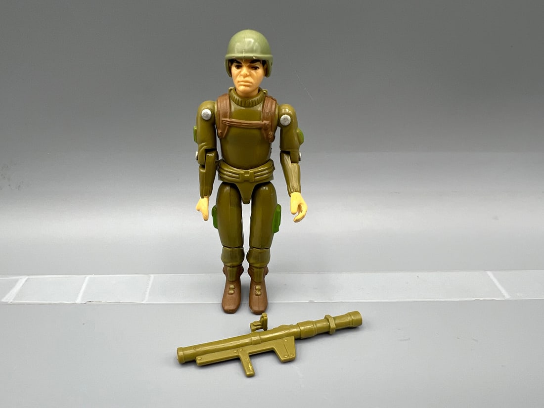 1982 Hasbro GI Joe Zap - Straight Arm - broken hand: 1982 Hasbro GI Joe Zap - Straight Arm - broken hand