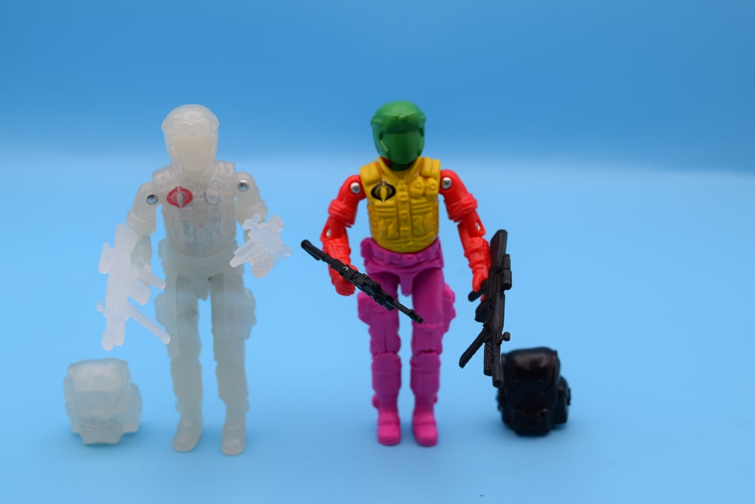Black Major Custom 3.75" GI Joe 3rd Party Figure Lot of 2 with accessories - Glow in the Dark and: Black Major Custom 3.75" GI Joe 3rd Party Figure Lot of 2 with accessories - Glow in the Dark and Prototype Style Viper