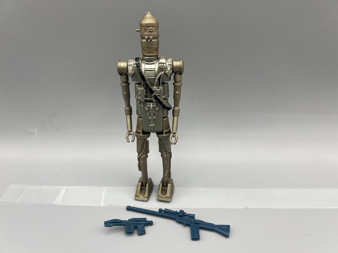 1980 Kenner Star Wars IG-88 with weapons (1 of 5)