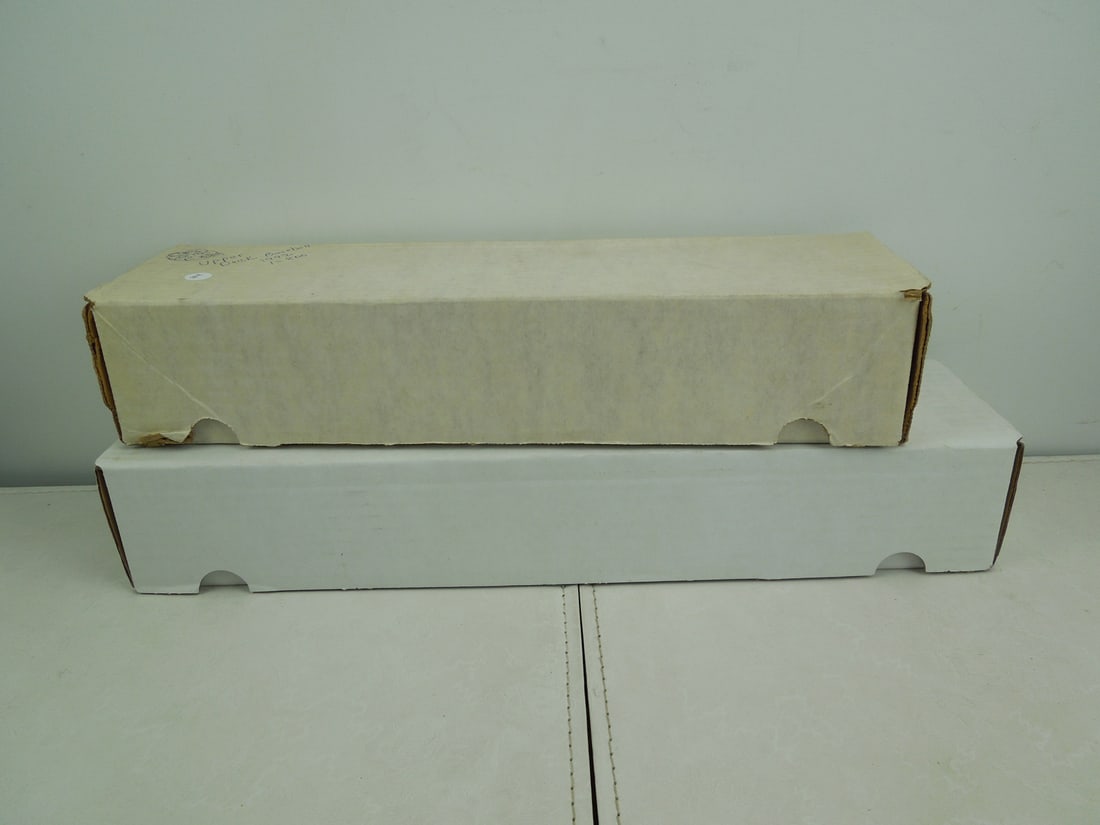 Lot of 2 Boxes Baseball Cards   1992 Upper Deck , 1992 Donruss (1 of 3)