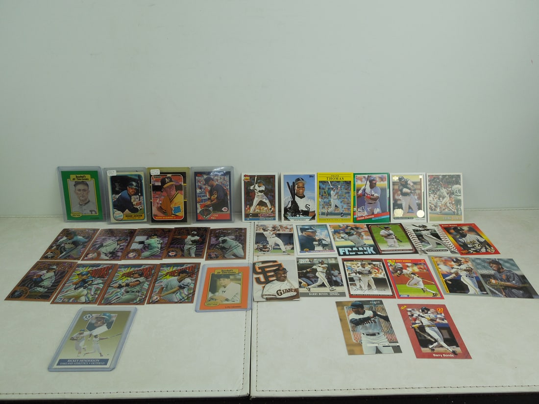 Lot of Misc Baseball Cards - Frank Thomas, Barry Bonds (1 of 11)
