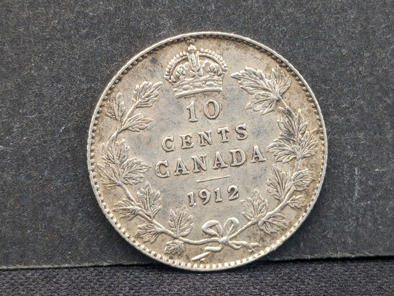 1912 Canada Silver Dime, XF (1 of 2)