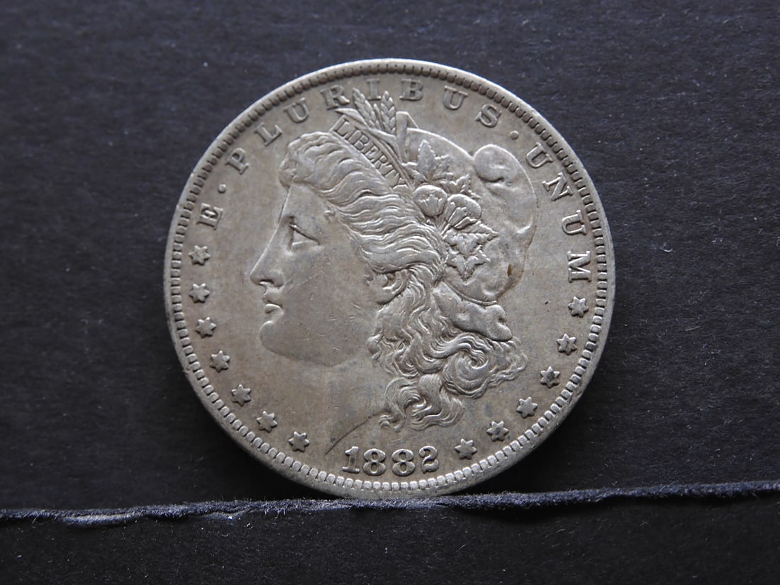 1882-O/S KEY DATE Morgan Silver Dollar (1 of 2)