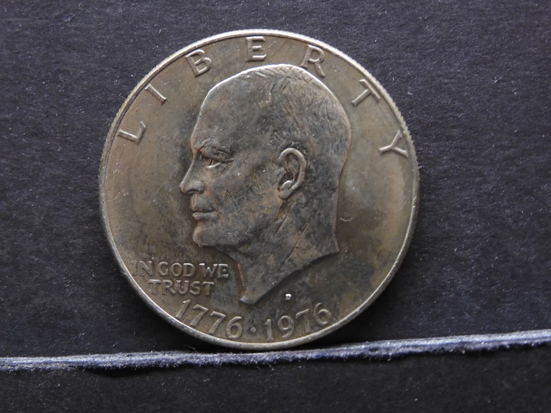 1976-D Type II Clad Eisenhower Dollar (1 of 2)