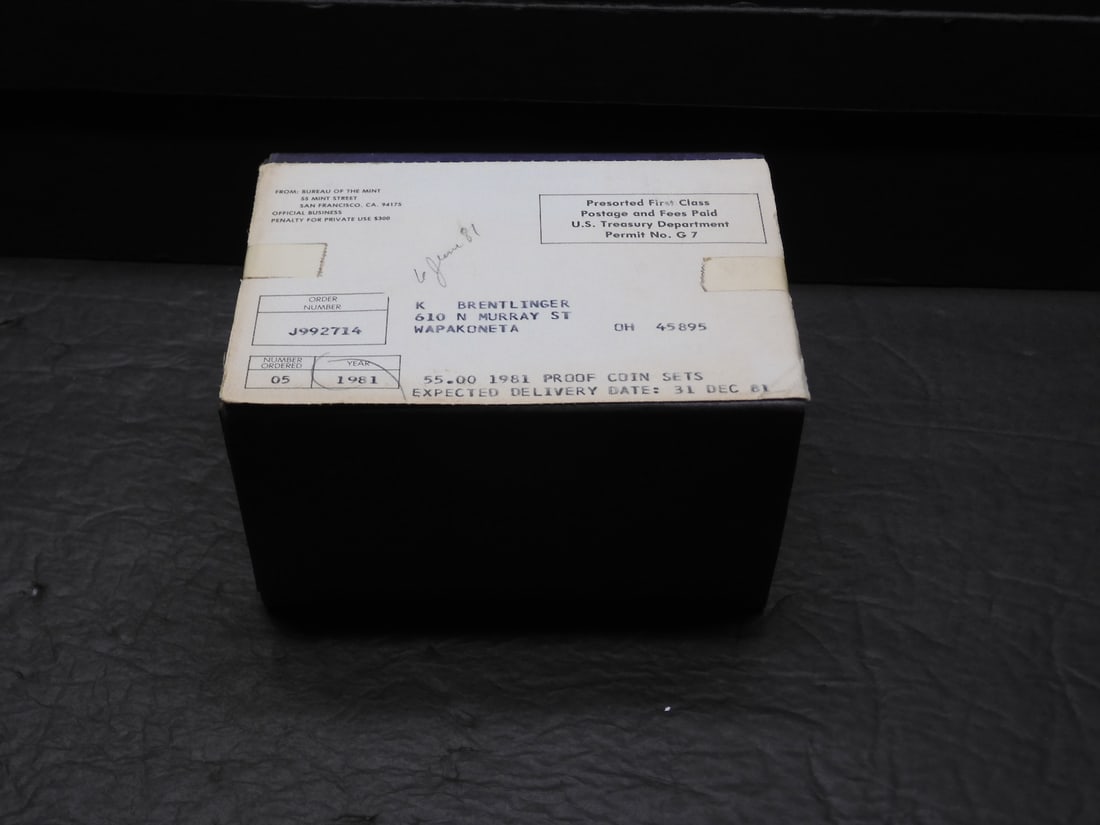 1981 U.S. Mint Proof Sets in Sealed Shipping Box (5 Pcs) (1 of 5)