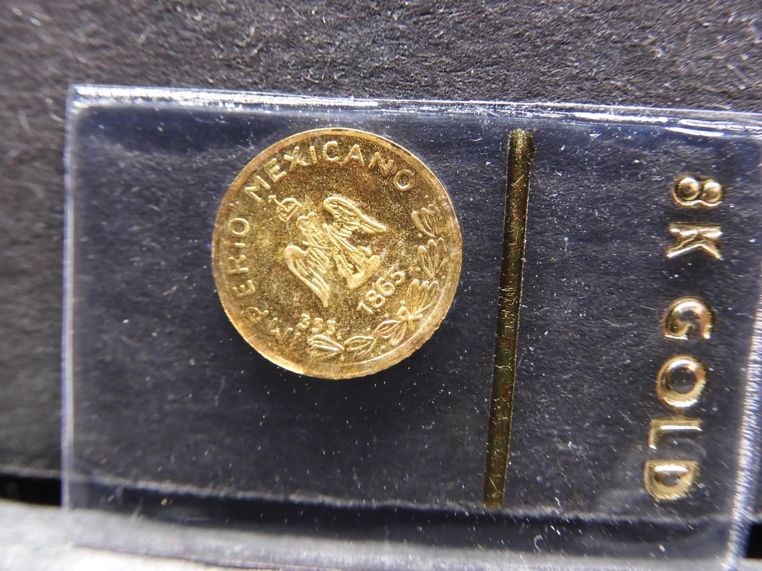GOLD - 8 KT Mini Maximilian Round (1 of 2)