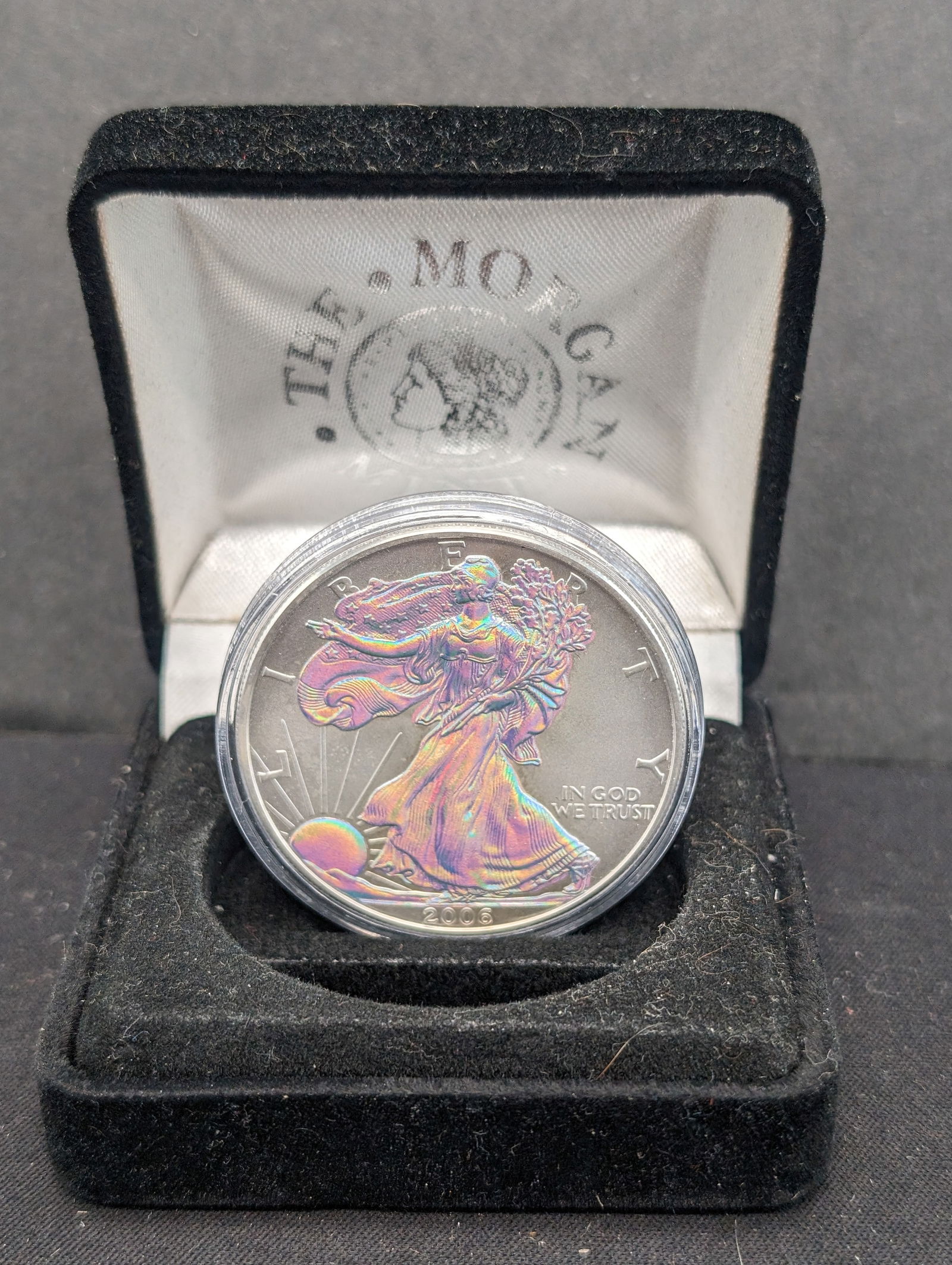 2006 Morgan Mint Holographic American Silver Eagle (1 of 3)