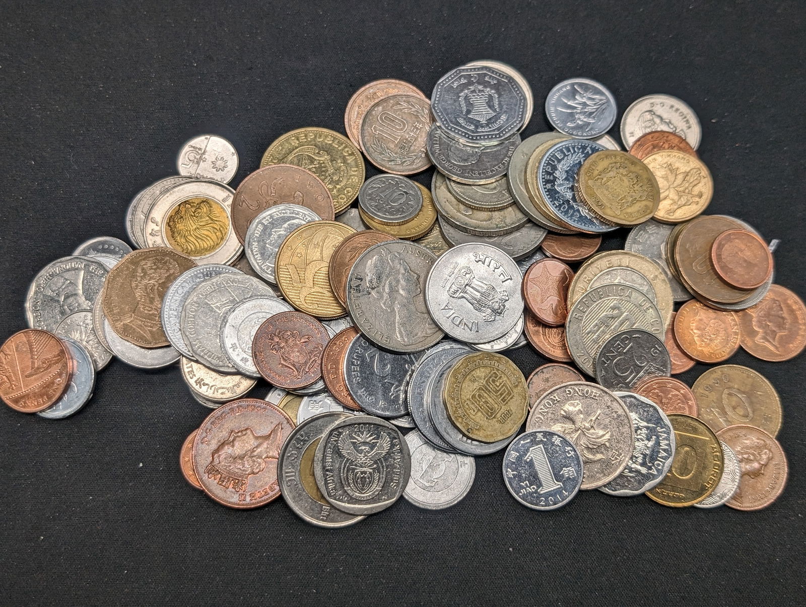 1 Pound World Coins (Many Proof/Unc-About 100 Coins) Unsearched! (1 of 5)