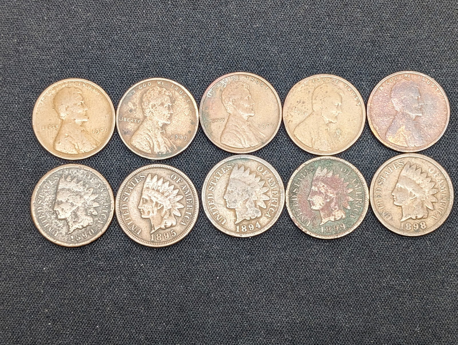 (10) cents (5) Indian Heads, (5) 1909 Lincoln Wheat Cents (1 of 5)