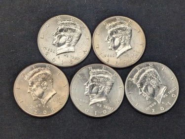 (5) 2010-D Clad Kennedy Half Dollars Uncirculated From Canvas Mint Bag