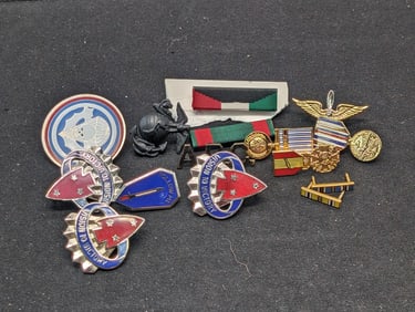 Lot of Assorted U.S. Military Badges
